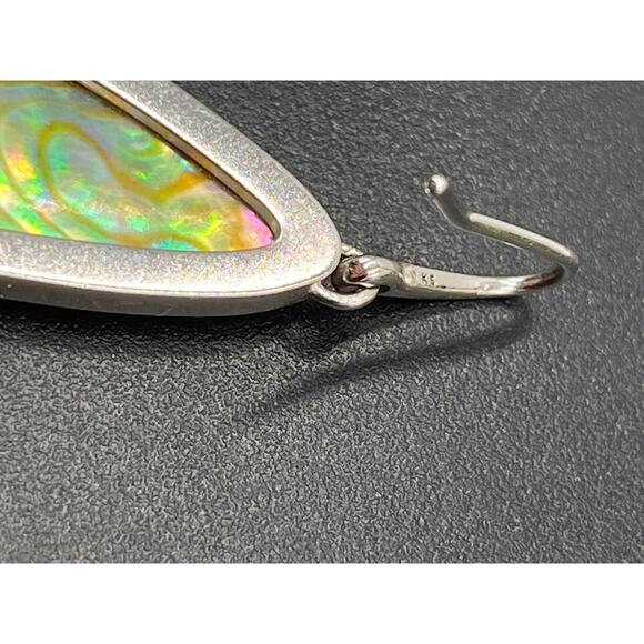 KENDRA SCOTT McKenna Women Iridescent Abalone Dangle Drop
MOP Earrings - Picture 7 of 7